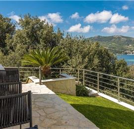 4 bedroom villa with pool and sea views near Dubrovnik sleeps 8